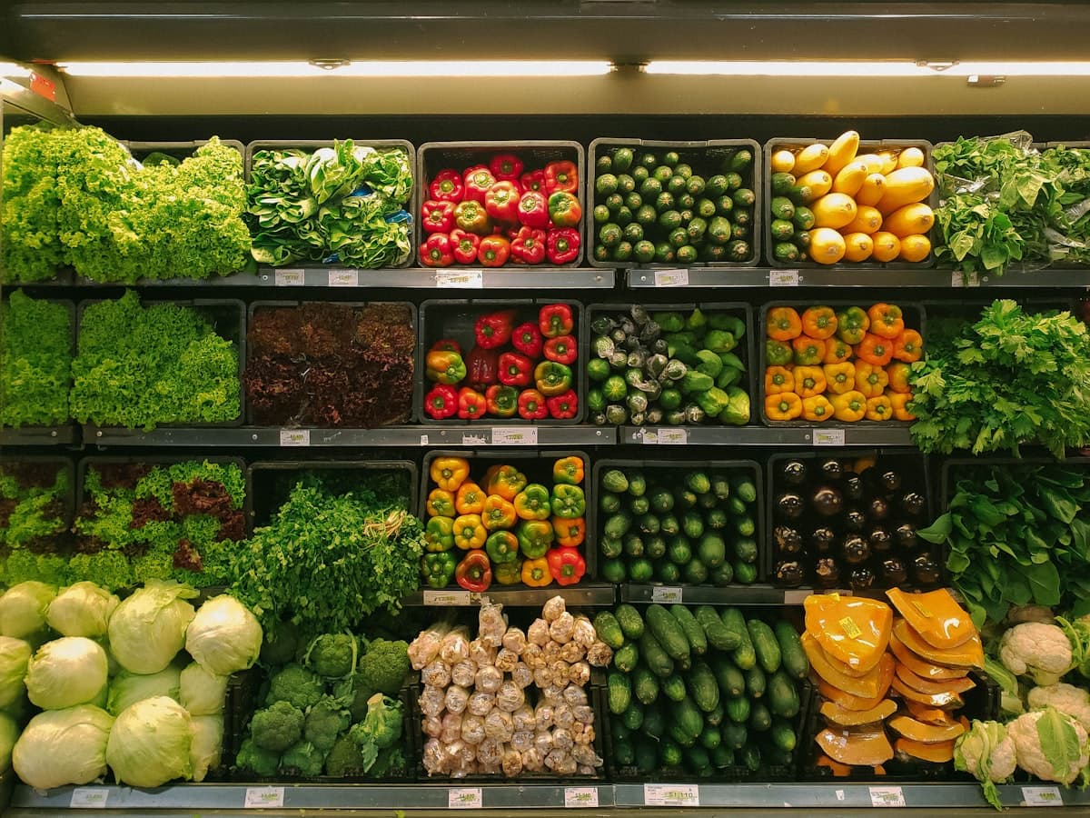Food & Groceries
